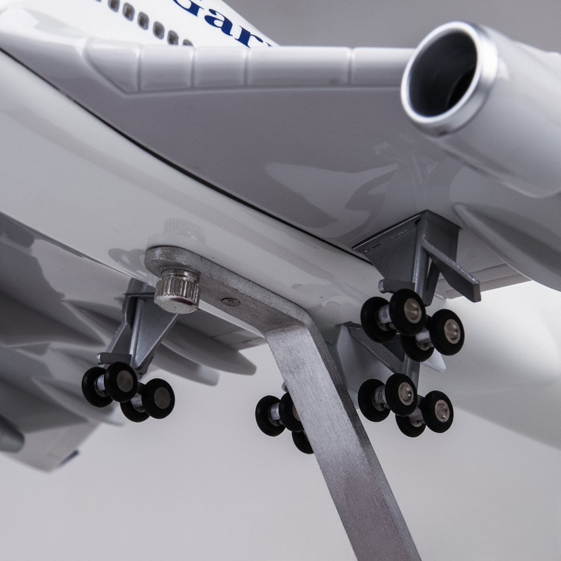 1/150 Großes Modellbausatz-Flu – Model Kit Indonesia Bewertung und Preis